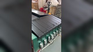 Zobacz aluminiową lampę uliczną LED o mocy od 200 W do 500 W. Oświetlenie w pudełku na buty do użytku na zewnątrz