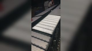 Zobacz trwałe oświetlenie stadionów zewnętrznych: demonstracja reflektorów modułu LED RFFL-11 IP65