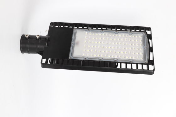 Wodoodporna lampa uliczna LED z odlewanego ciśnieniowo aluminium IP65 o żywotności 50 000 godzin