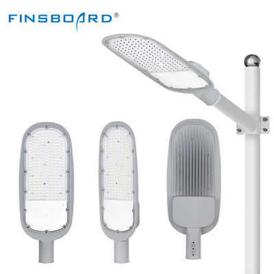 Wysokowydajna lampa uliczna LED z obudową z odlewanego ciśnieniowo aluminium o stopniu ochrony IP66 i wydajnością 120lm/W dla zakresu napięcia AC85-265V