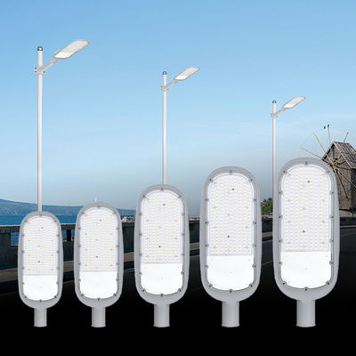Wysokowydajna lampa uliczna LED z obudową z odlewanego ciśnieniowo aluminium o stopniu ochrony IP66 i wydajnością 120lm/W dla zakresu napięcia AC85-265V