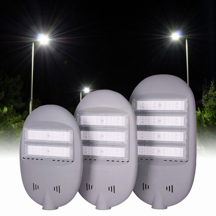 Wodoodporna lampa uliczna LED IP65 o mocy 100W-200W z żywotnością 50000 godzin do oświetlenia zewnętrznego montowanego na słupach