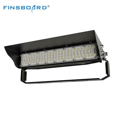 Światła stadionu LED MeanWell ELG 250W o wydajności 130lm/W i stopniu ochrony IP65 do użytku na zewnętrznych boiskach sportowych